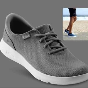 Brand new Kizik hands-free shoes in grey unisex (women’s 8/men’s 6.5)
